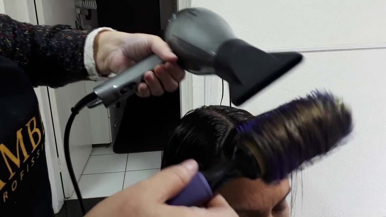 Aprenda a cortar e escovar uma linda franja