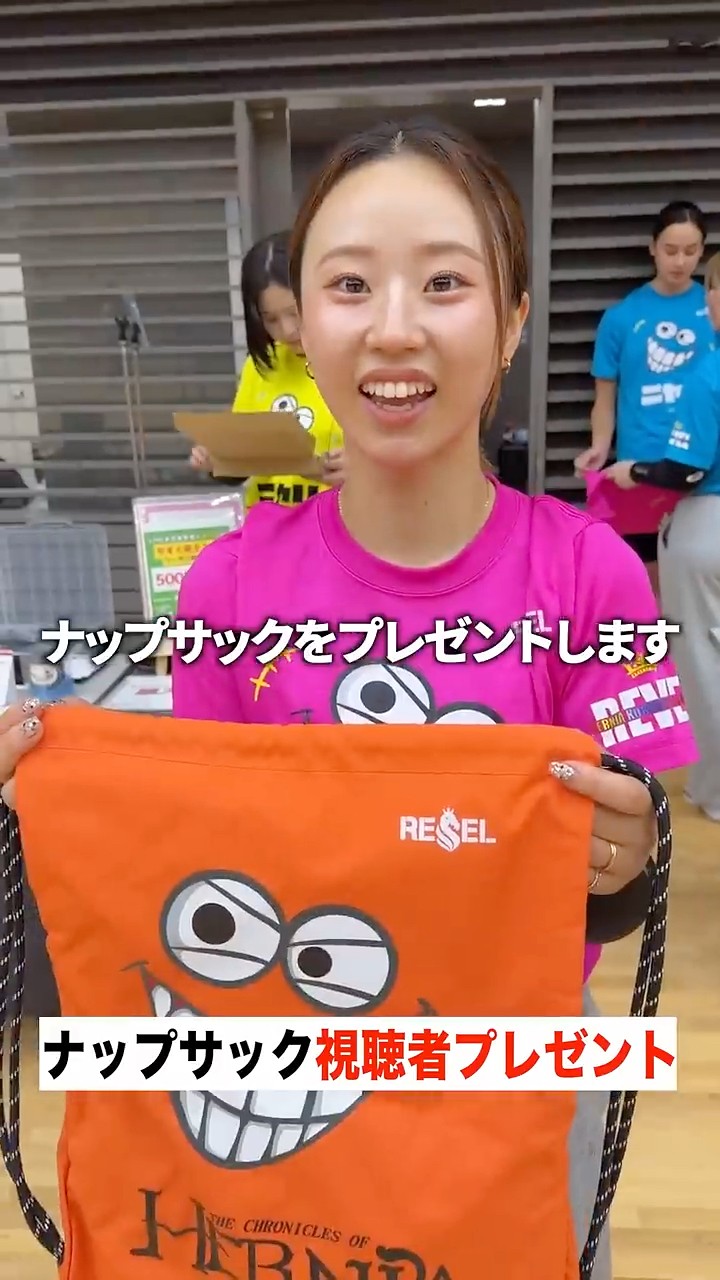 ヘル国メンバー全員のサイン集めてプレゼントしてみた‼️#shorts - YouTube