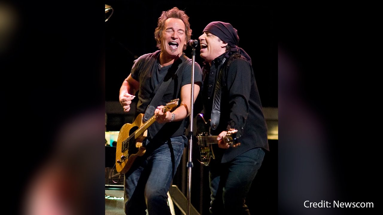 E Street Band Legend Steven Van Zandt on His "Immediate" Connection with Bruce Springsteen | Rachael Ray Show