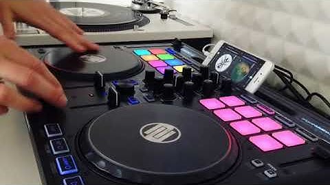 Scratching on a Controller Part 2 - Reloop Beatpad 2 & Algoriddim djay 2