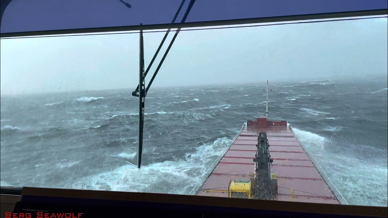 9 бальный шторм. 12 бальный шторм фото. Когда будет 9 бальный шторм. 5 бальный шторм. Корабль в шторм.