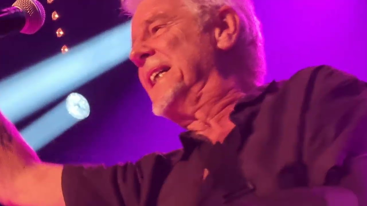 Black Lake optreden Atlas Theater (21 oktober 2023) TIP gebruik koptelefoon