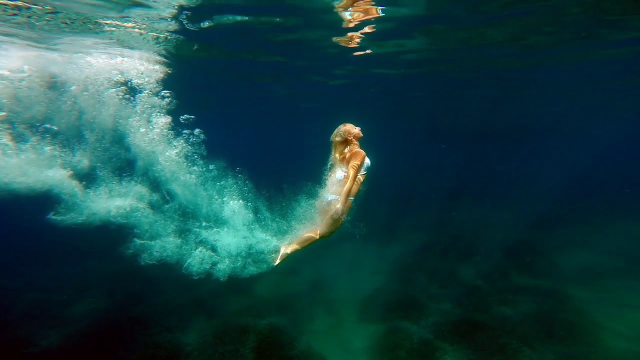 Dive deep at Capri - YouTube