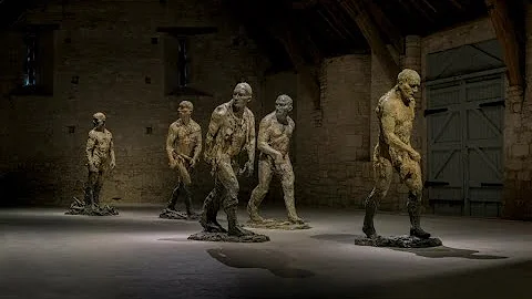 VIRTUAL TOUR: Laurence Edwards SCULPTURE Exhibition