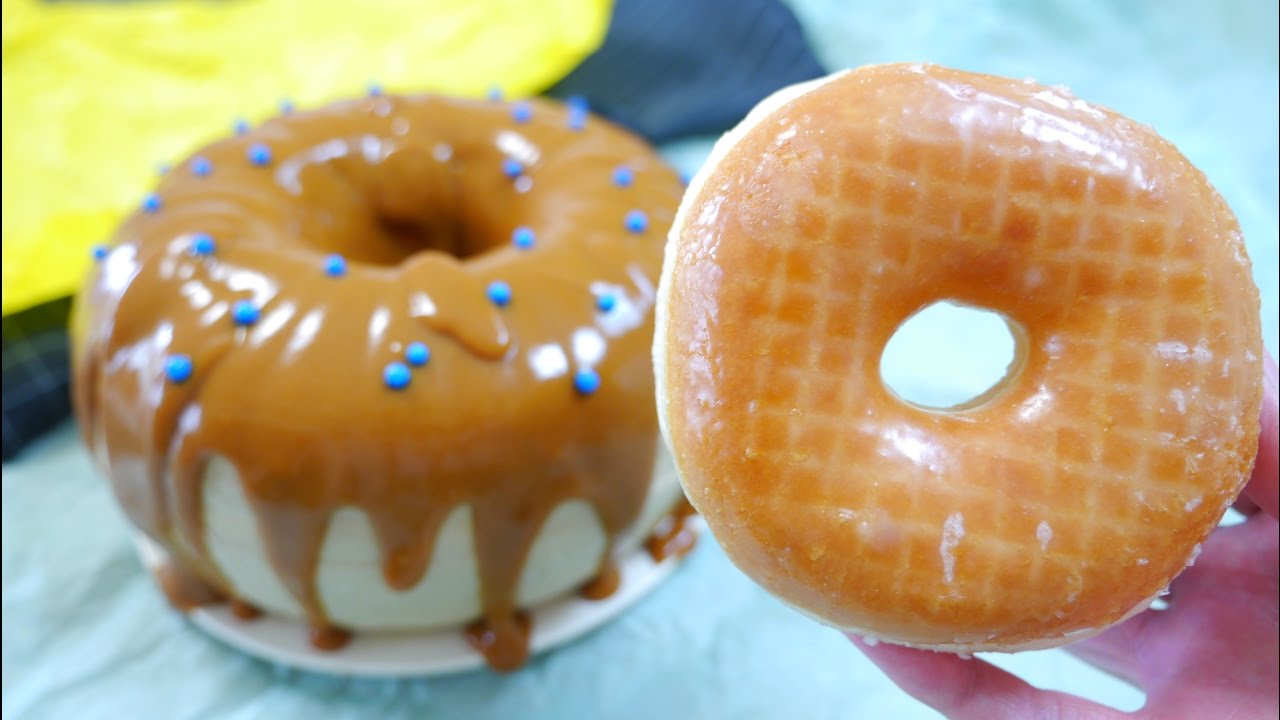 Giant Donut Mirror cake 中からトロっと 大きなドーナツみたいなグラサージュ ミラーケーキ | MosoGourmet 妄想グルメ