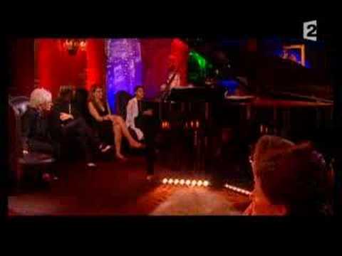Catherine LARA extrait "la boite à musique" de JF Zygel