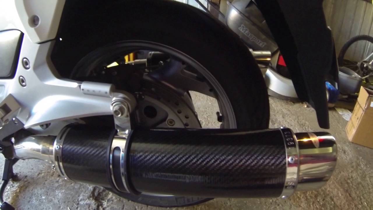 Sound of Delkevic DL10 Silencer/Exhaust With Baffles on a ST1300 YouTube