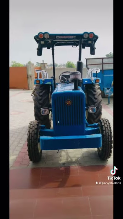Mahindra 595