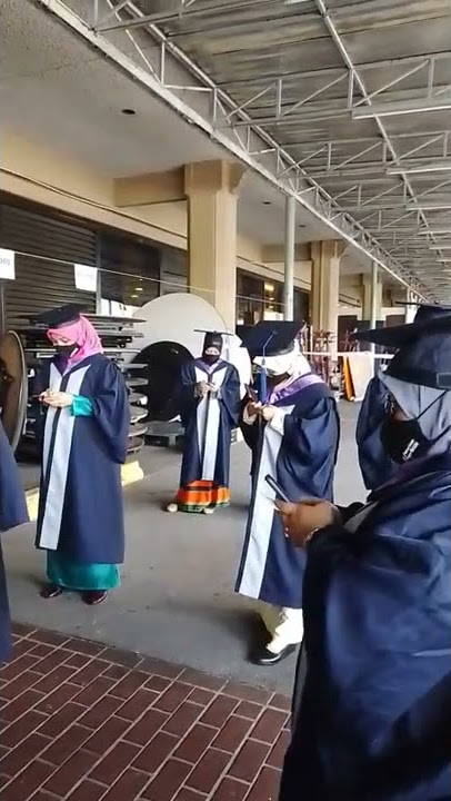 on special graduation day OUM