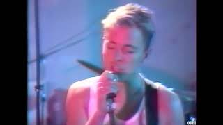 New Order - Bizarre Love Triangle (French TV, 1987, Manchester studios)