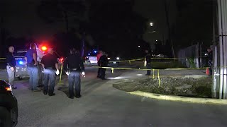 Raw video: 3 people shot in NE Houston