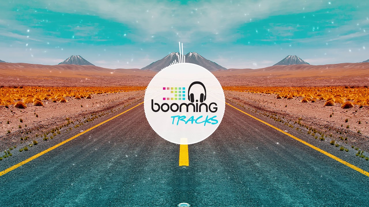 Walker & Royce - My Own Thang (feat. SophieGrophy)