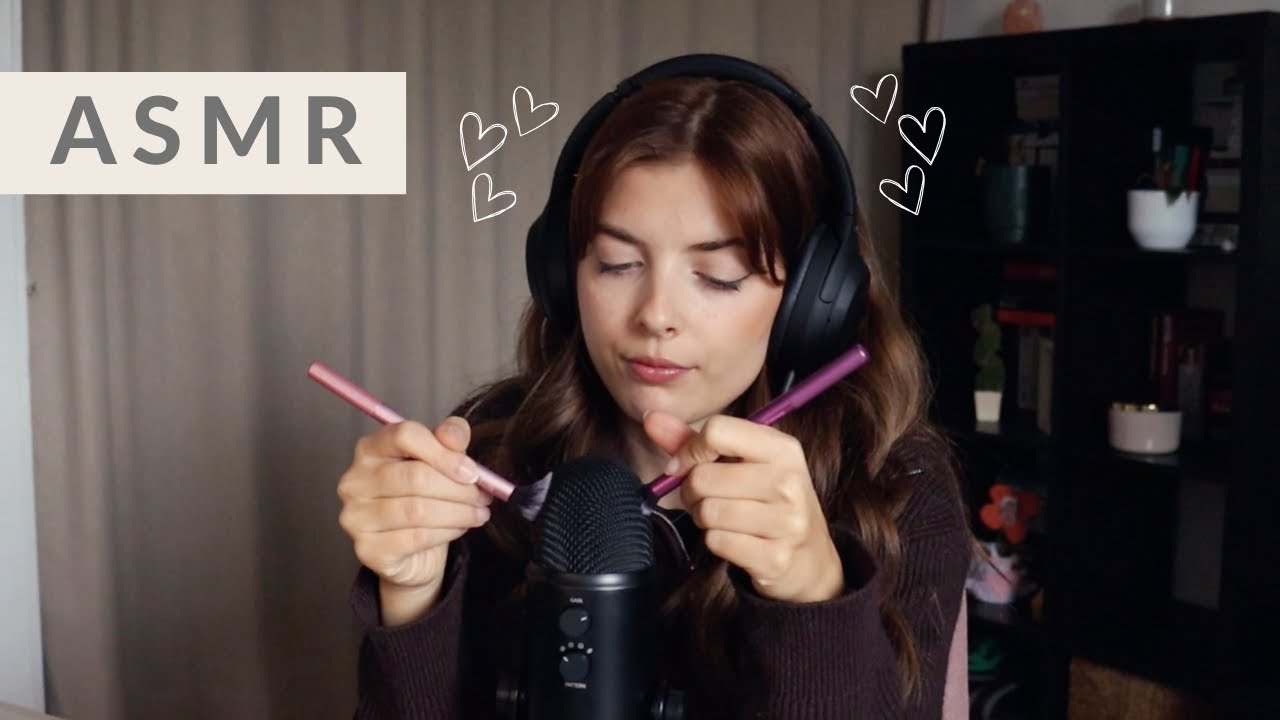 ASMR : my makeup bag - YouTube