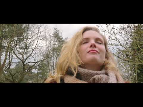 Clara Ponty - Haunted (Clip Officiel)