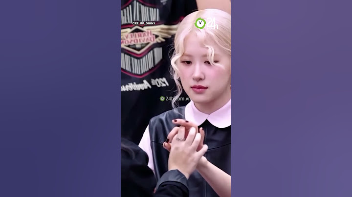 Khi chiếc fan muốn nắm tay Rose nhưng hơi ngại #24hmedia #shorts #blackpink #rosé