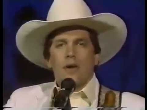 George Strait; Amarillo By Morning (Live)