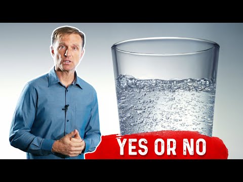 Is Carbonated Water Healthy Compared to Non Carbonated Water? Dr.Berg on Drinking Carbonated