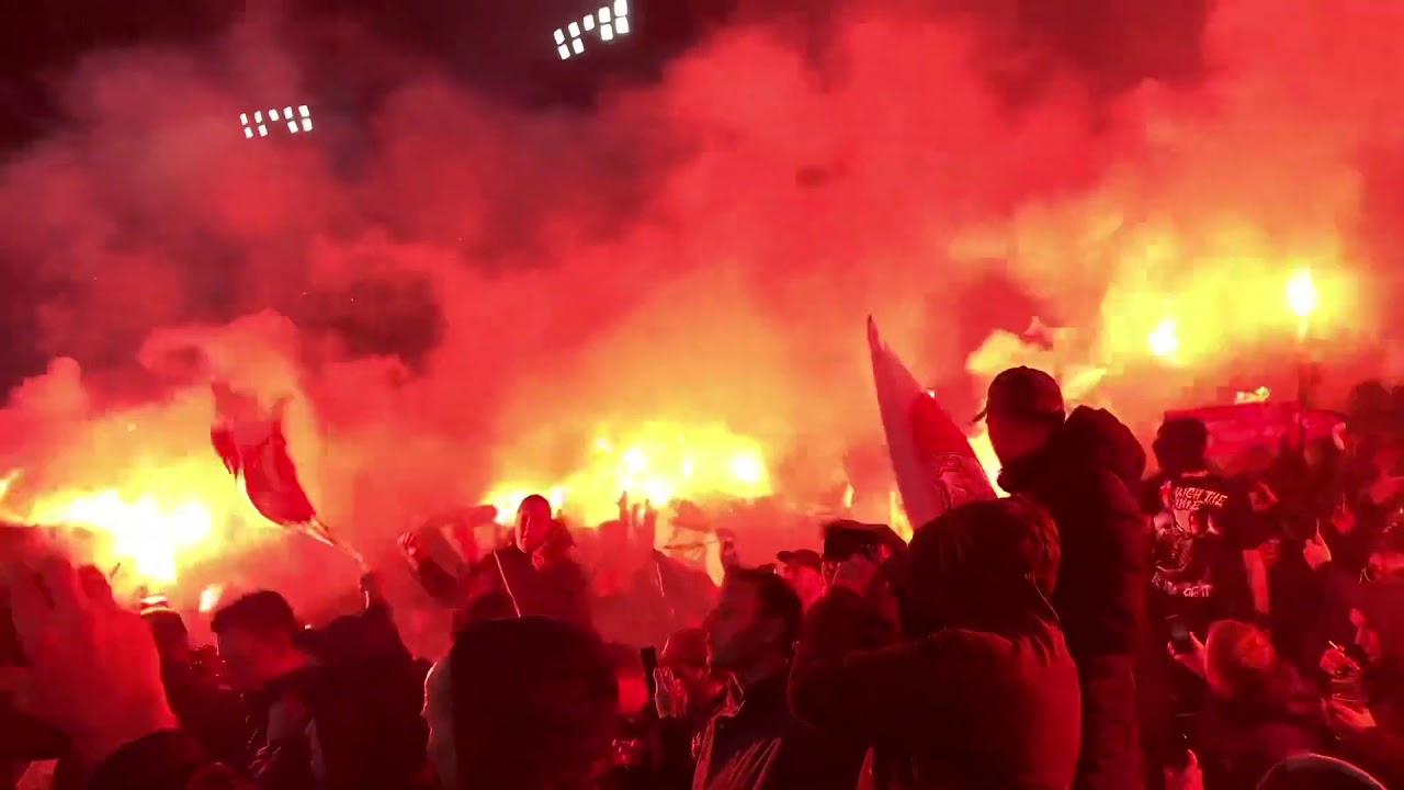 Ultra Hardcore - F-Side is niet makkelijk - YouTube