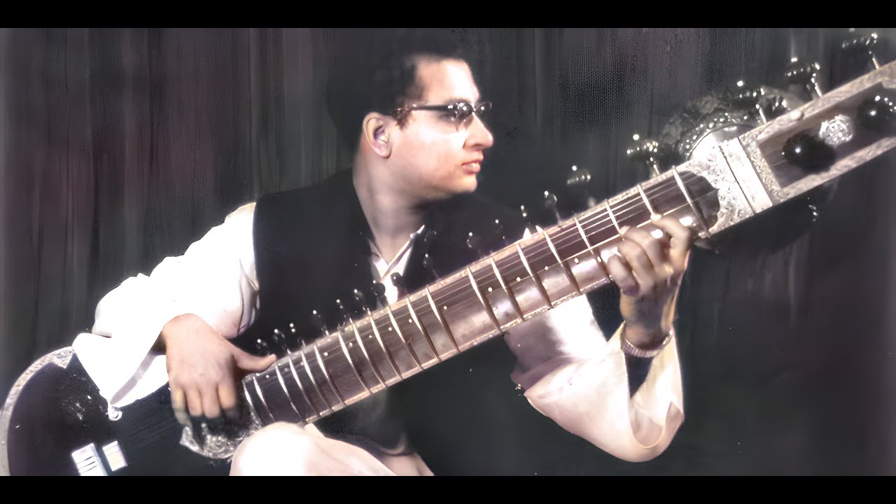 Pandit Nikhil Banerjee (sitar) - Raga Bhairavi (thumri) Pandit Nikhil Banerjee (sitar) - Raga Bhairavi (thumri)