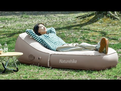 Одномісний надувний матрац з підголівником і вбудованою помпою Naturehike CNH22DZ027 (Beige), видео 1