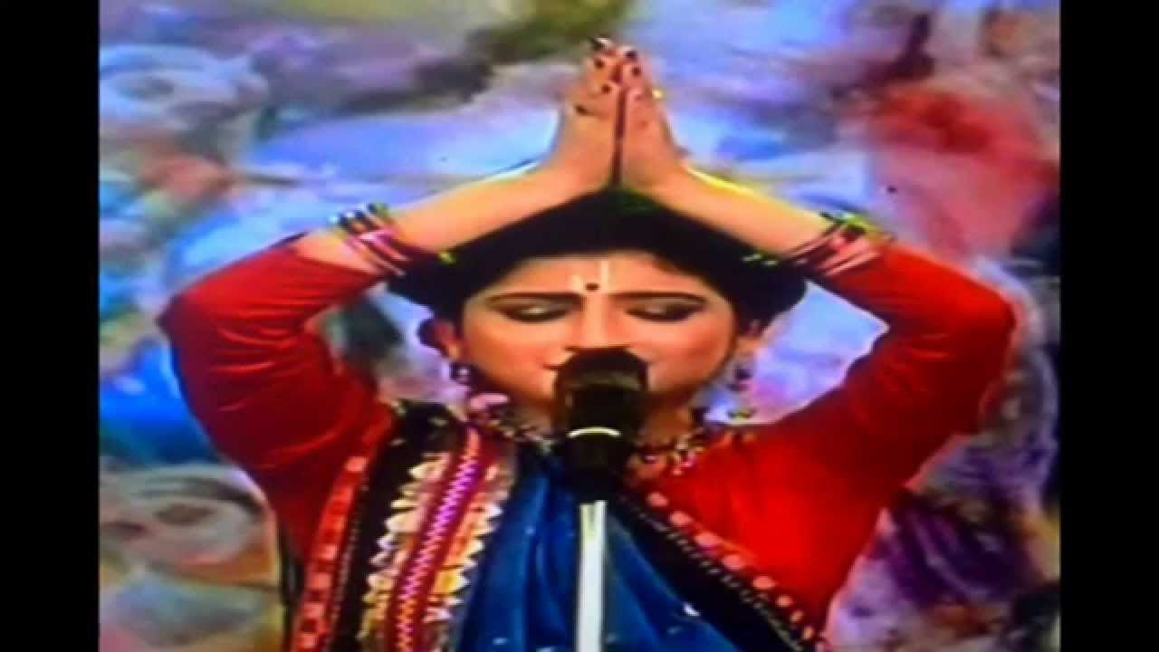 Aditi Munshi looto Looto re bhai hori bol bole kirtan