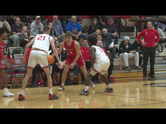 Nielsen's Buzzer Beater Takes Down Eagles - Bethany Lutheran College  Athletics
