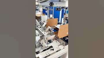 Automatic pizza box folding machine