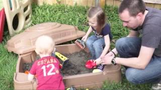 Step2 Play and Store Sandbox and Sand-tastic Sand Toys