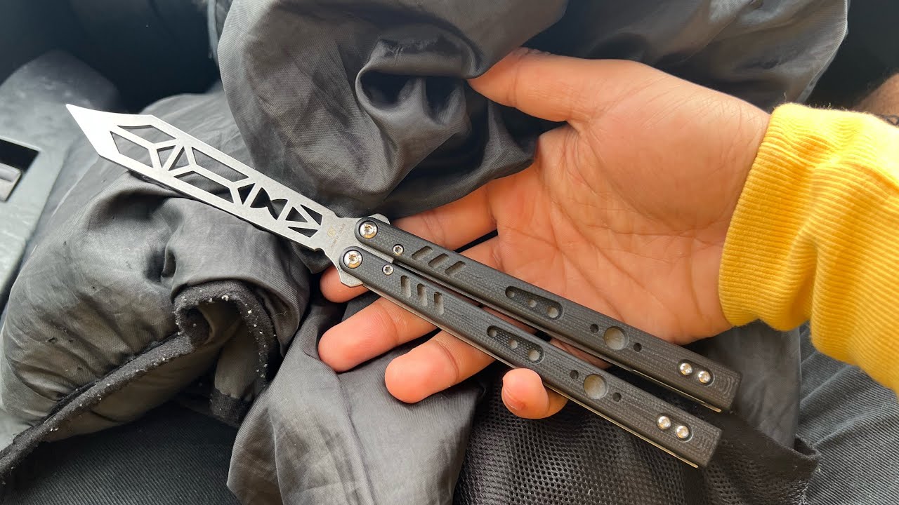 Assista a Armed Shark Replicant Clone Unboxing & First Impressions no YouTube Assista a Armed Shark Replicant Clone Unboxing & First Impressions no YouTube