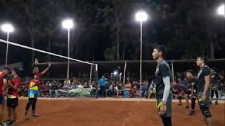 Jebreeeeeet Spike Keras Rendy Tamamilang Kena Muka Pemain Lawan