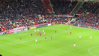 Harry Maguire scores a 93rd minute OWN GOAL to make it 2-2 in Man United vs Sevilla match