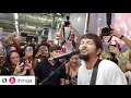 Vídeo: Saulo Fernandes surpreende fãs com show no Metrô de Salvador