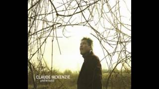 Miniatura del video "Claude McKenzie - Ua Uitumupan"