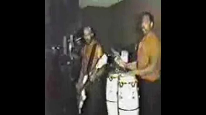 Raymond Simmons Performs With Carla Thomas And Nap...