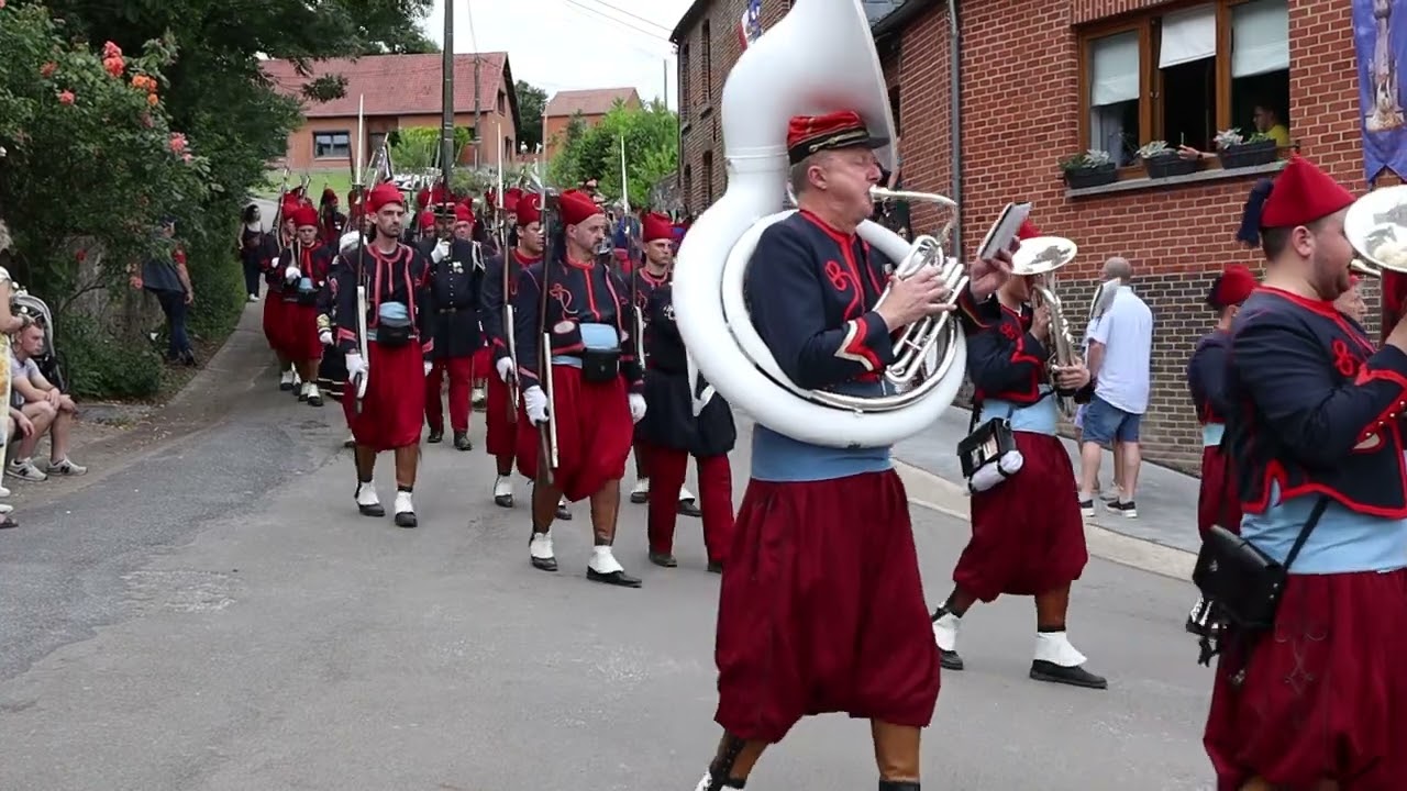 Trinité 2025 - marche Notre-Dame de Walcourt - les Zouaves