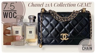 Chanel 21a Timeless Classic Quilted Black Lambskin Vanity, Gold