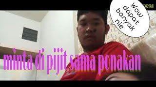 Di pijitin sama ponakan malah salah pijit .Tuman!!!