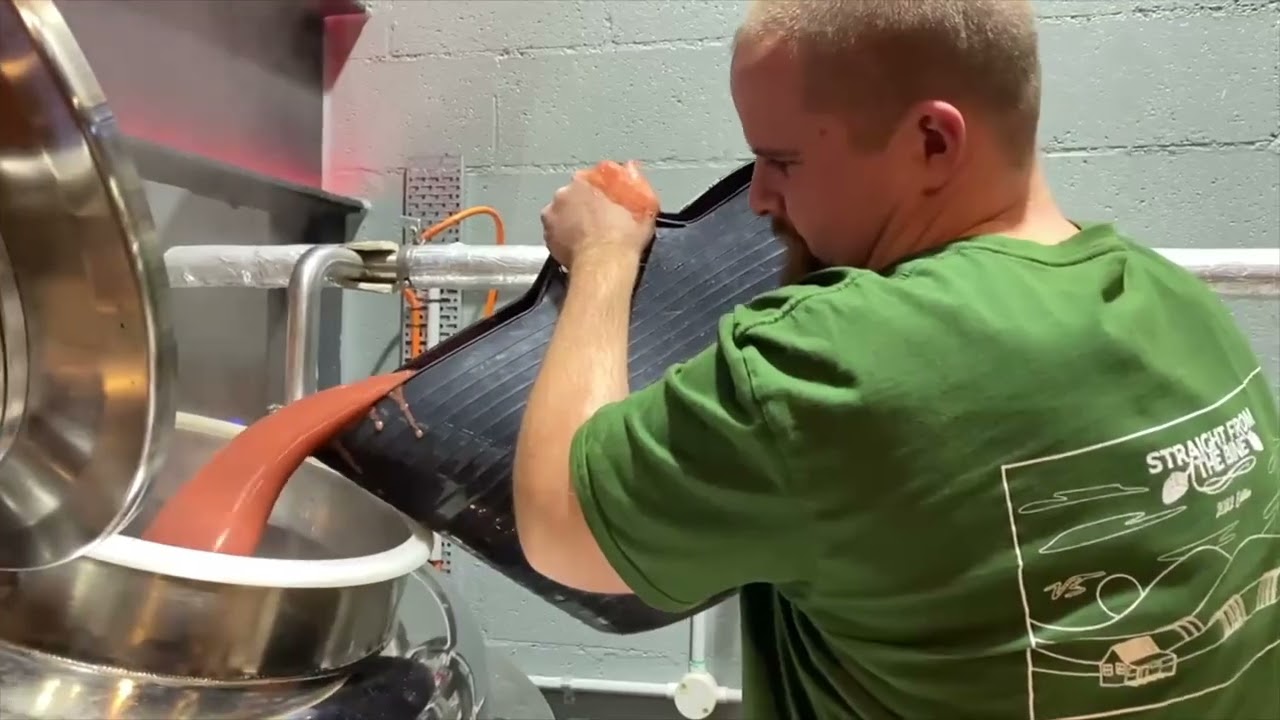 2022 Beer Hug Advent Calendar | Day 22 | Stoic Brewing (NSW) | West Coast IPA | 6.8% ABV