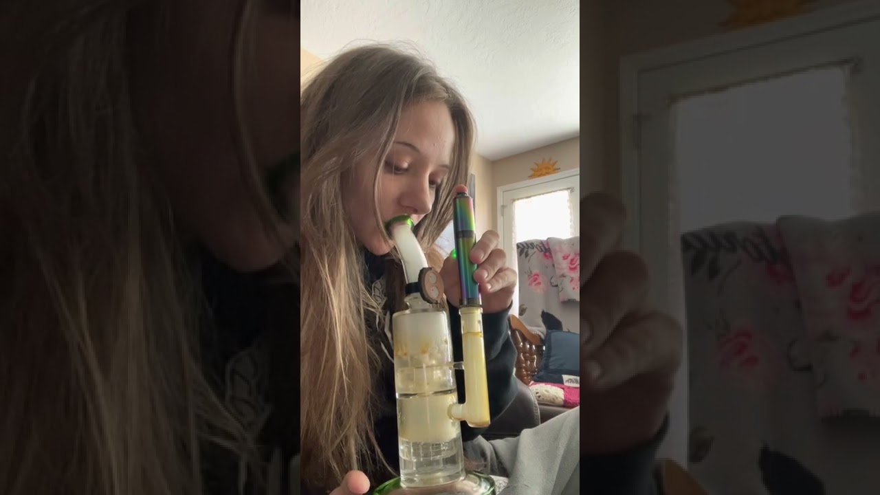 Watch me hold in my MASSIVE dab hit 💨😋