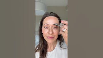 Quick, even and symmetrical eyebrows with the Brow Too|™ + waterproof pencils💦#makeup#waterproof