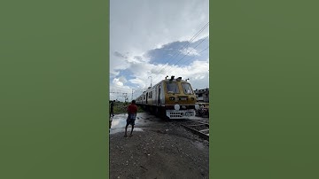 Howrah-Chandanpur Local Furious Entring Railgate #shorts #viral