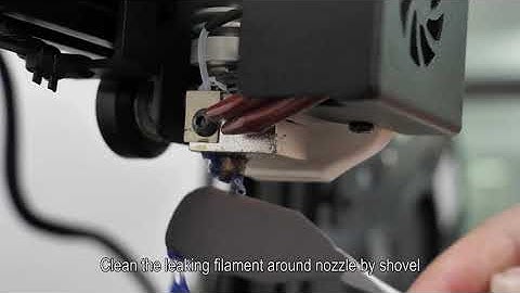 FDM JGmaker Magic 3D Printer Turtorial Video :How to clean leaking filament