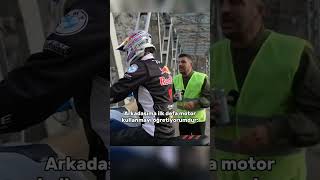 Arkadaşıma İlk Defa Motor Kullanmayı Ögretiyorumdur