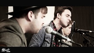 Video thumbnail of "Lindo Sessions - "Sell My Soul" by Foreign Affairs (Live)"