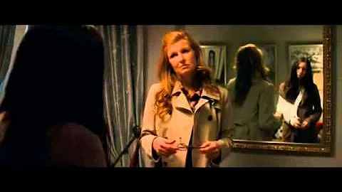 A Nightmare on Elm Street (2010) - Nancys Mom's De...