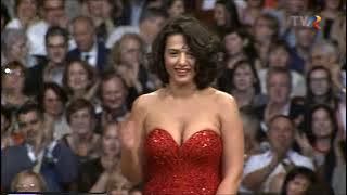 Khatia Buniatishvili - Liszt/Horowitz: Hungarian Rhapsody no. 2 (ENCORE)