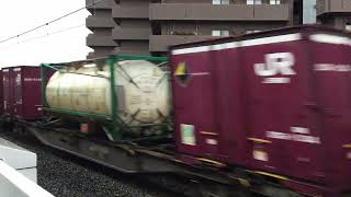 JR総持寺駅にて５分遅れ3095レEF510-17を撮影