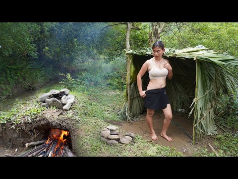 【女子ソロキャンプ】一人でのサバイバルライフと熱帯雨林でのキャンプ 【ブッシュクラフト】 Solo Camping 8