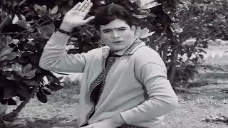 Rajesh Khanna - Aurat - Bollywood Scene 15/25