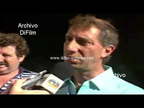 Carlos Bilardo talking about Valdano as an Argentine forward 1989